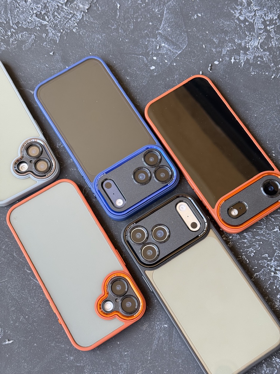 قاب Dark Focus Pixels آیفون