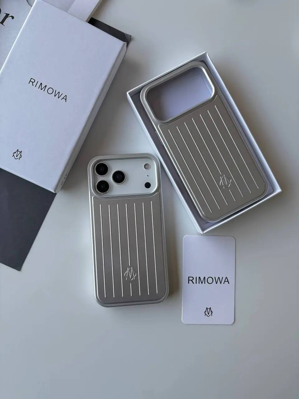 قاب RIMOWA , ریموا سیلور آیفون