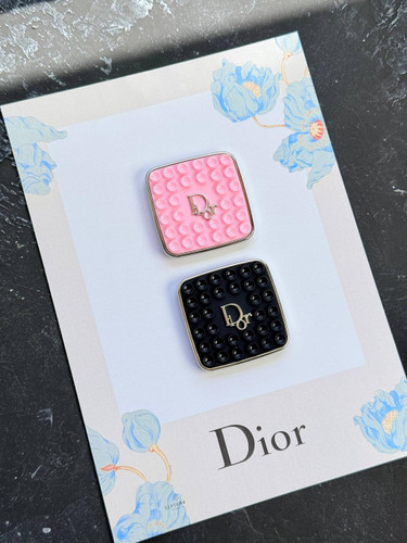 چسبونکی دیور Dior Octobuddy Mobile Phone همراه با پک