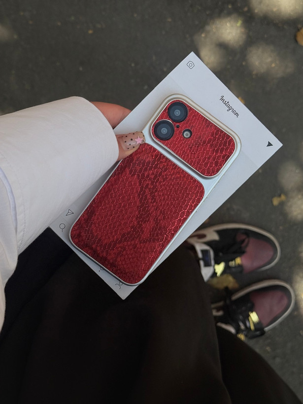 قاب Red python آیفون
