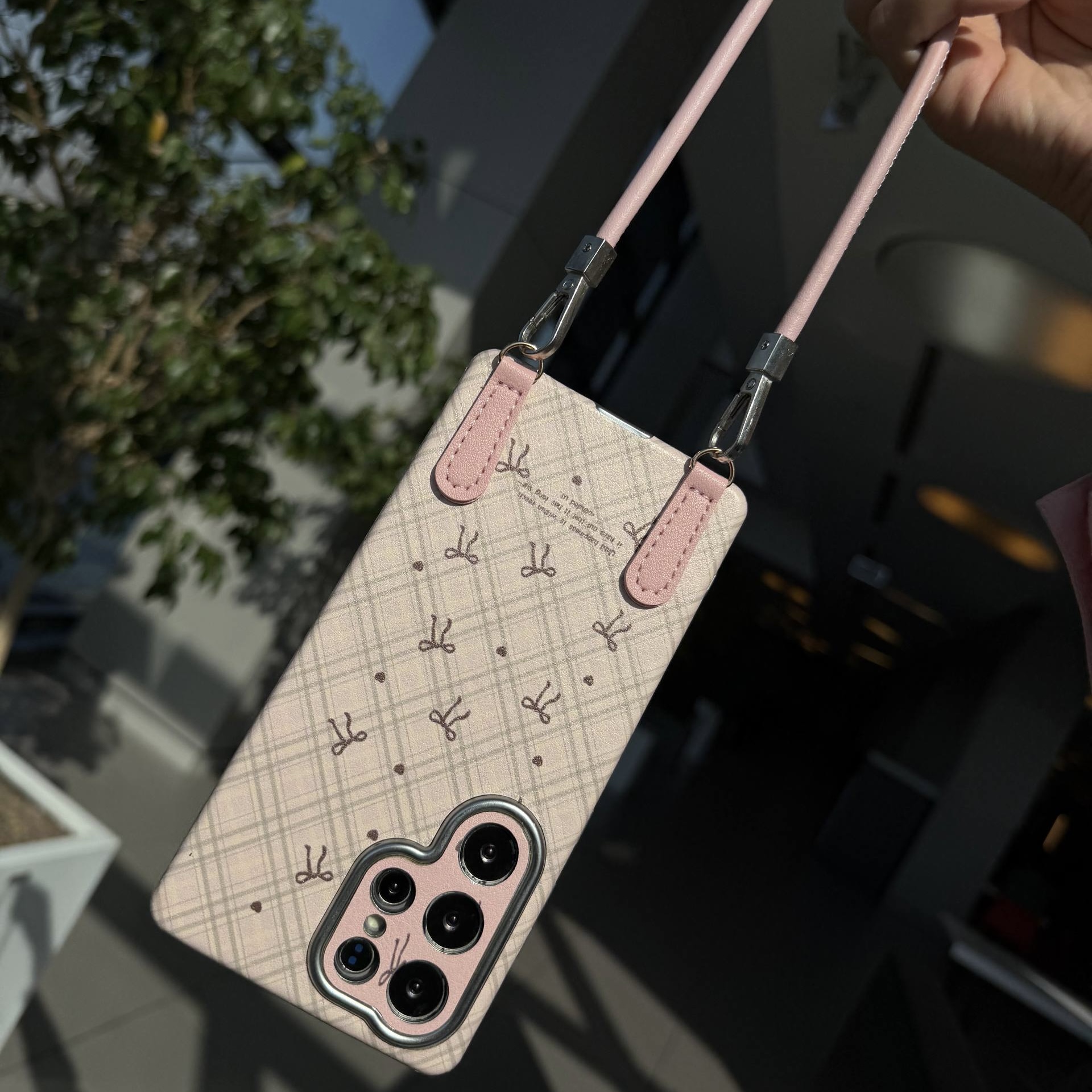قاب pink ribbon بنددار سامسونگ